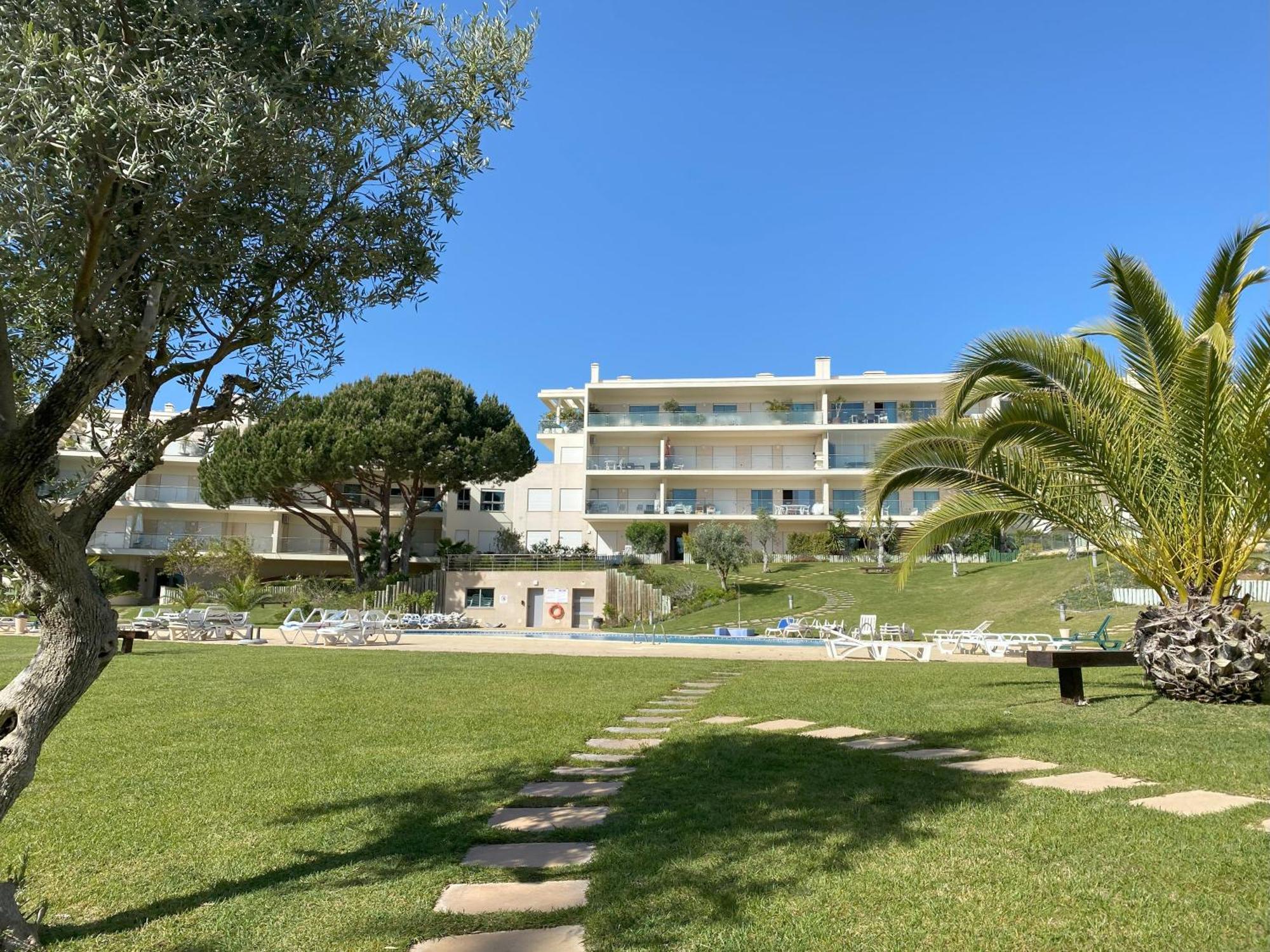 Charmant Appartement A 1Km De La Plage, Avec Piscine A Albufeira Zewnętrze zdjęcie