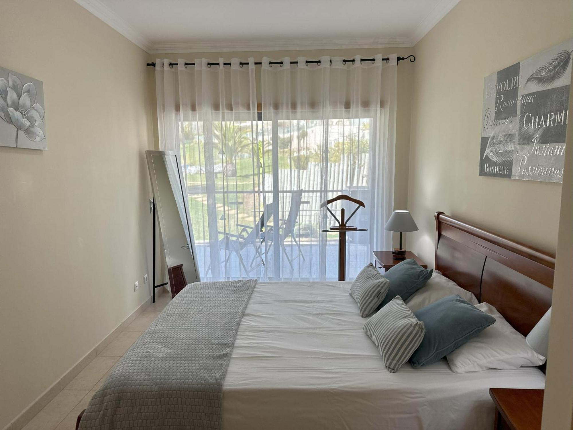 Charmant Appartement A 1Km De La Plage, Avec Piscine A Albufeira Zewnętrze zdjęcie